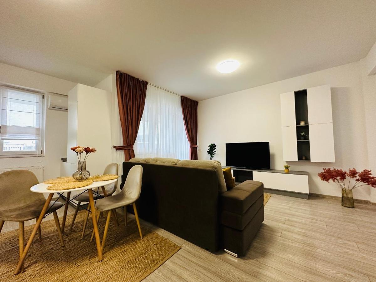 Cozy Living Near Palas Mall Iasi Bagian luar foto